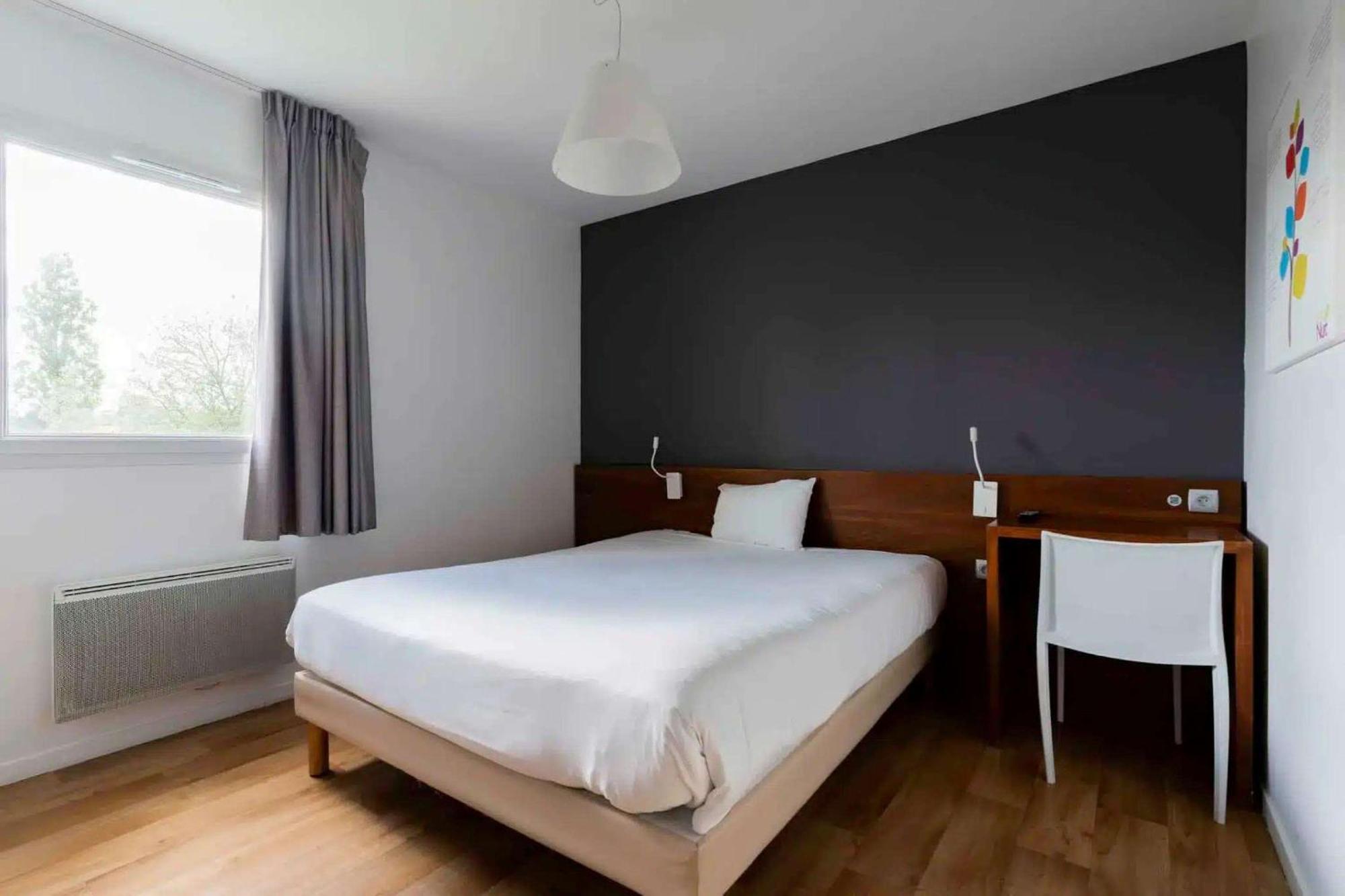 Sure Hotel By Best Western Guerande Exterior photo